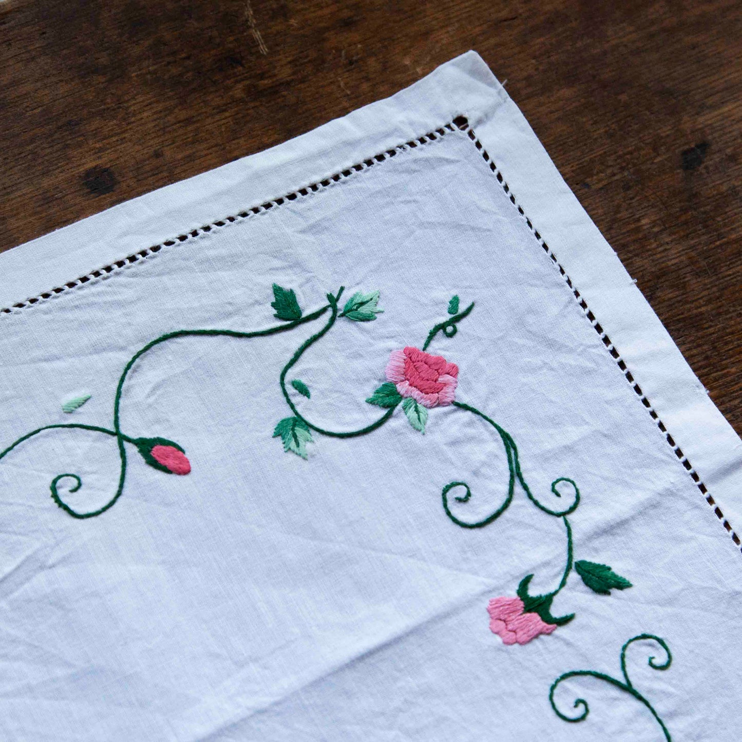 金沢百枝|インドの刺繍D