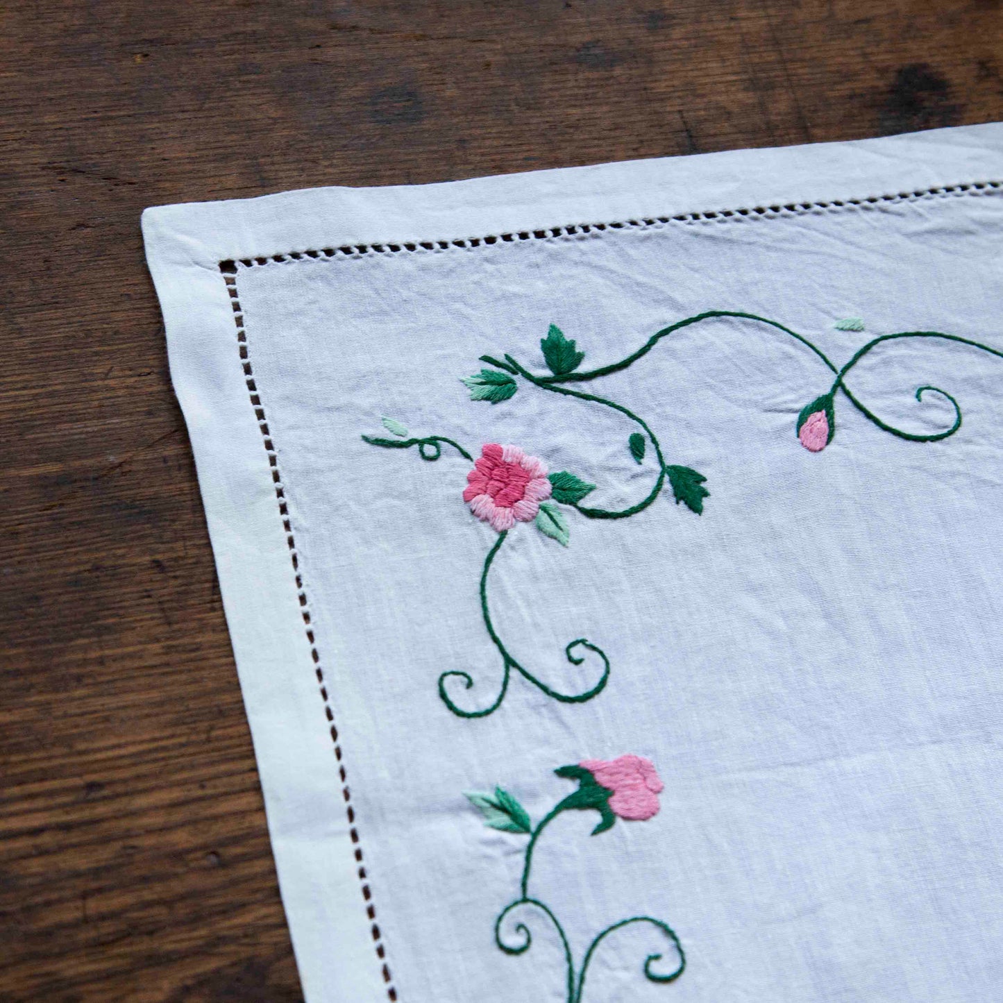 金沢百枝|インドの刺繍D