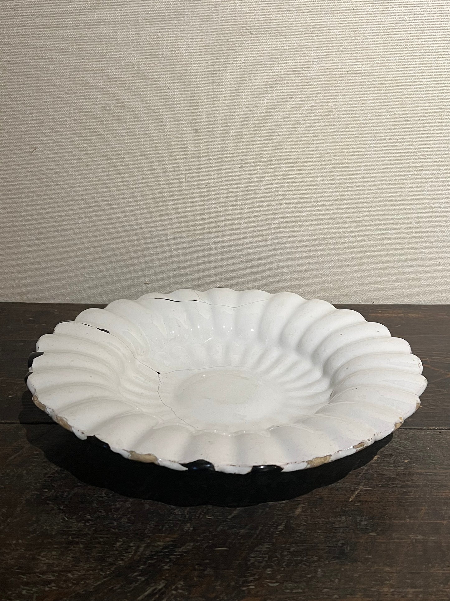 使う大皿(その1:西欧白釉輪花大皿)