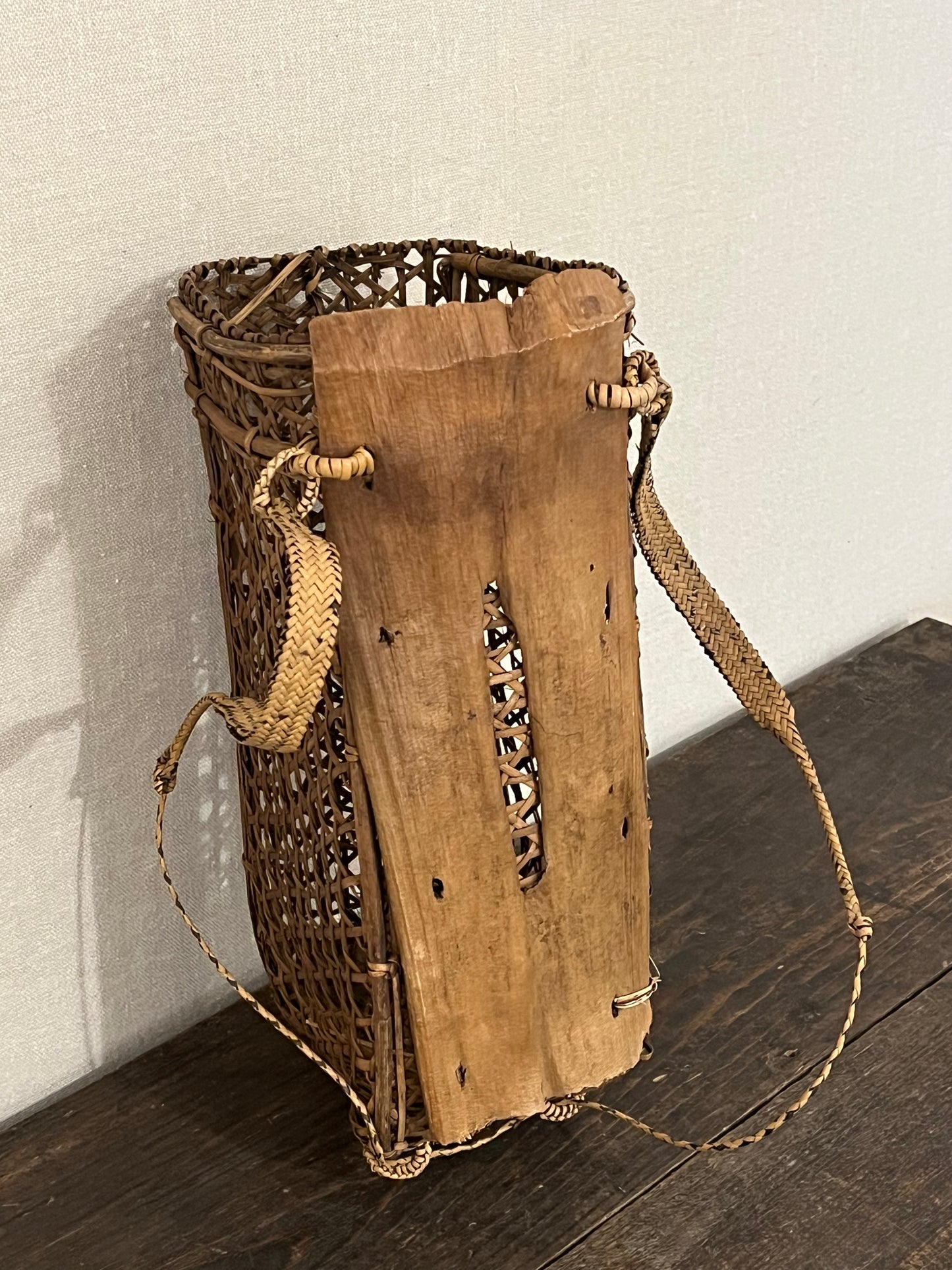 竹編み籠付き背負子