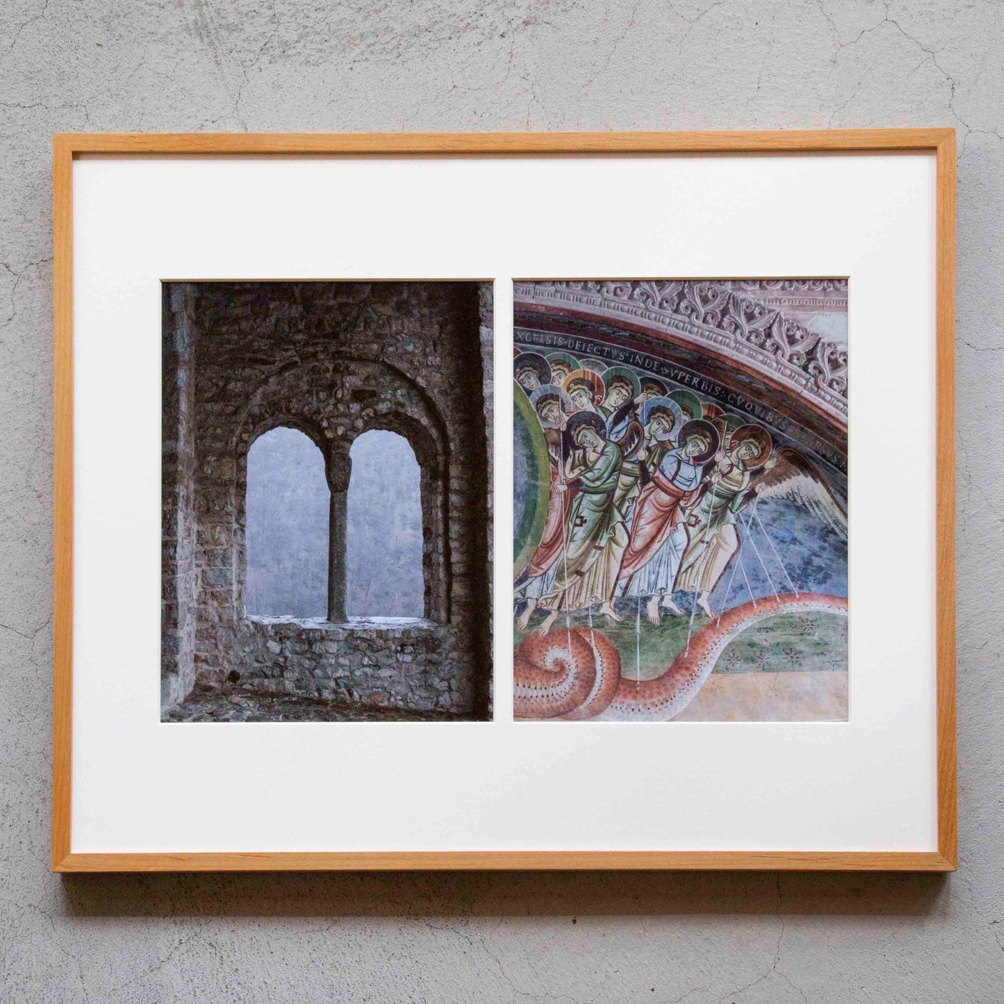 写真｜竜を退治する天使たち｜サン・ピエトロ・アル・モンテ修道院聖堂