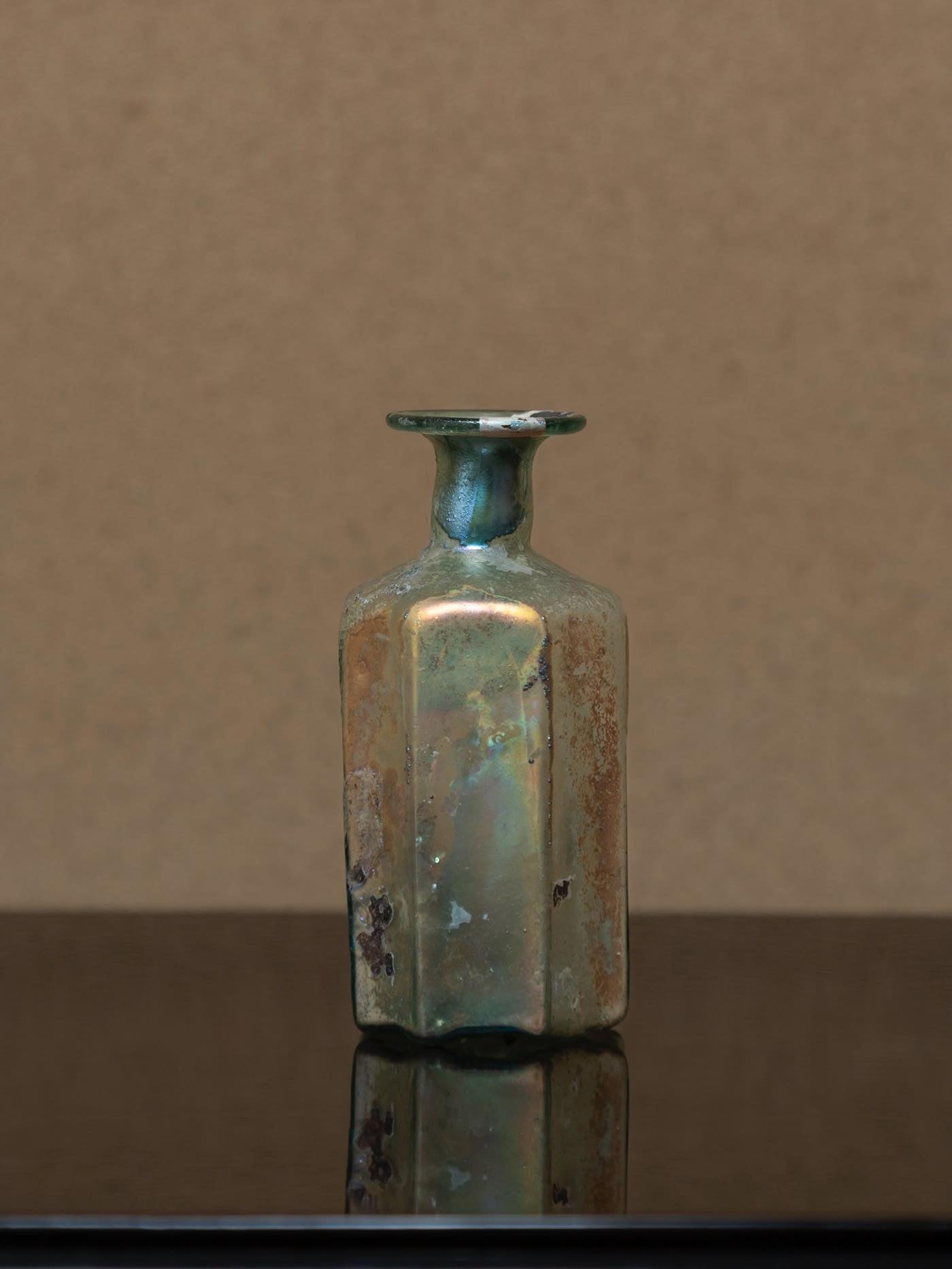 葉っぱ型小物入れ、鳳凰紋様、明治大正時代、手描き、骨董品 手描き青磁染付八角大鉢（明治・大正時代）