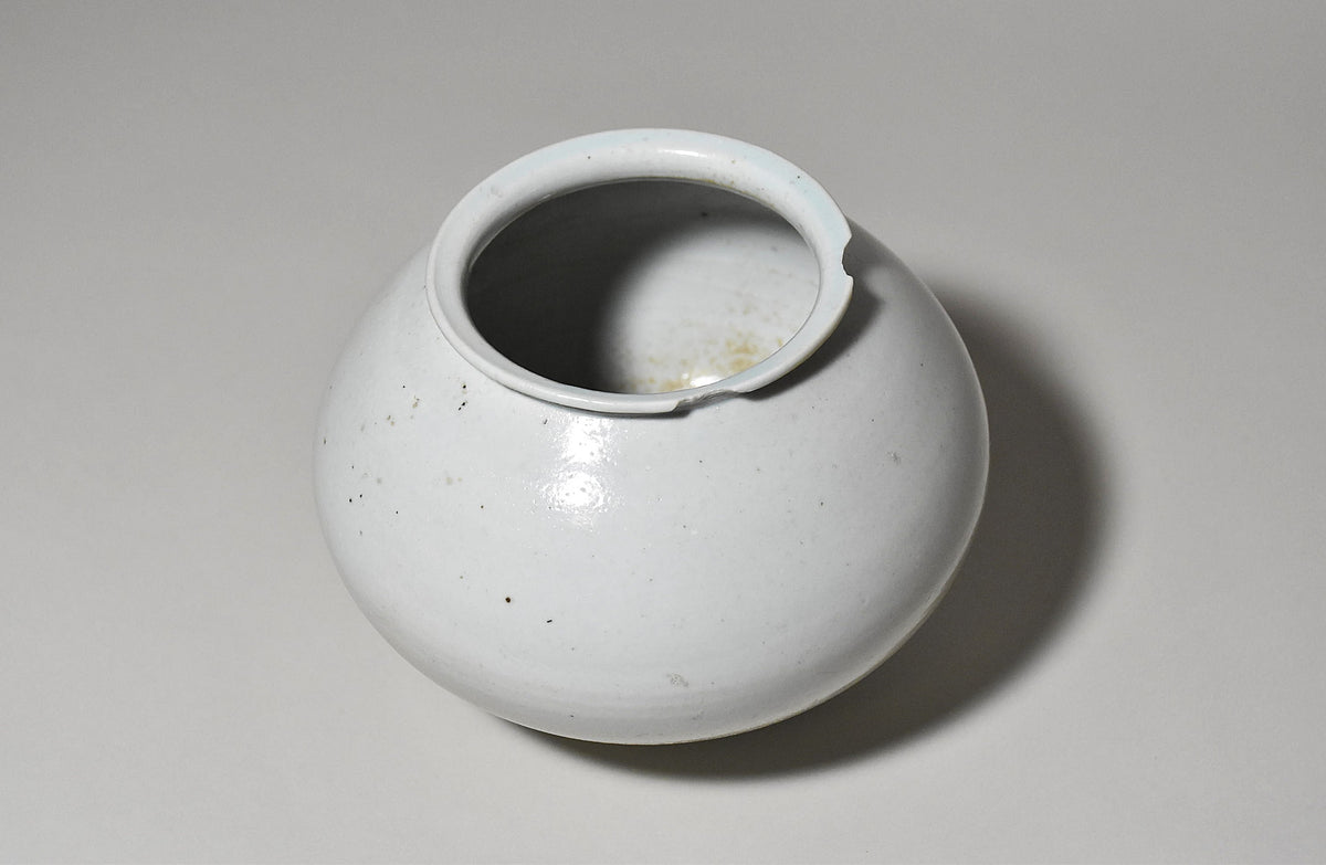 李朝前期白磁壺（李朝時代）