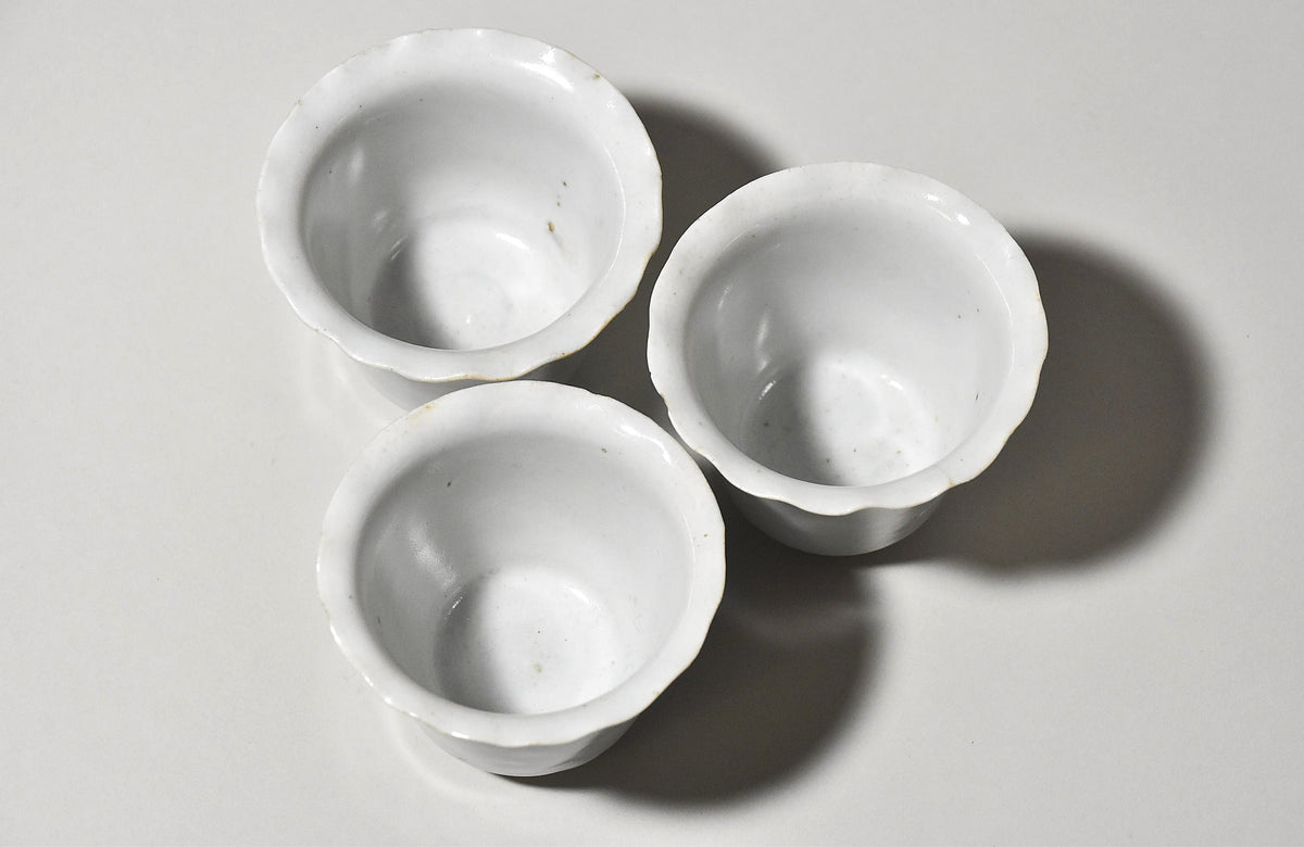 古伊万里白磁筒猪口３個（江戸時代）
