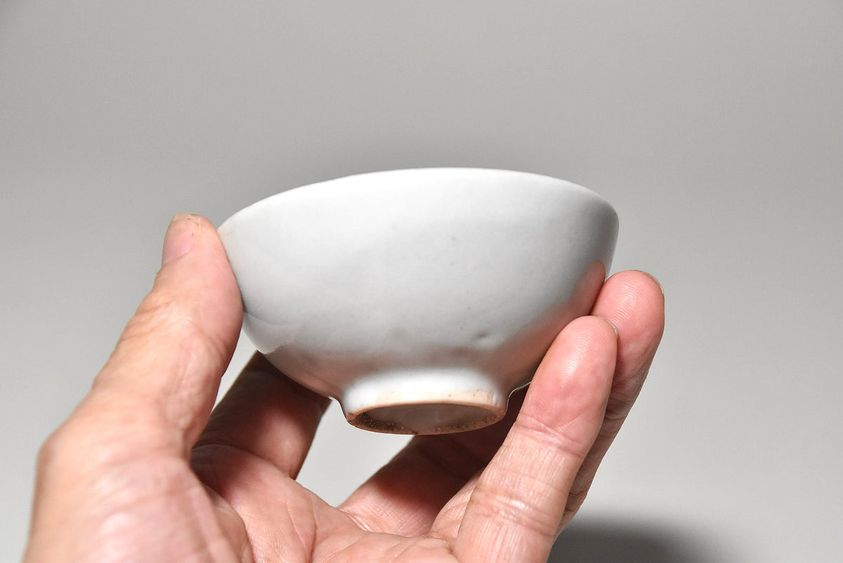 古伊万里白磁猪口その２（江戸時代）