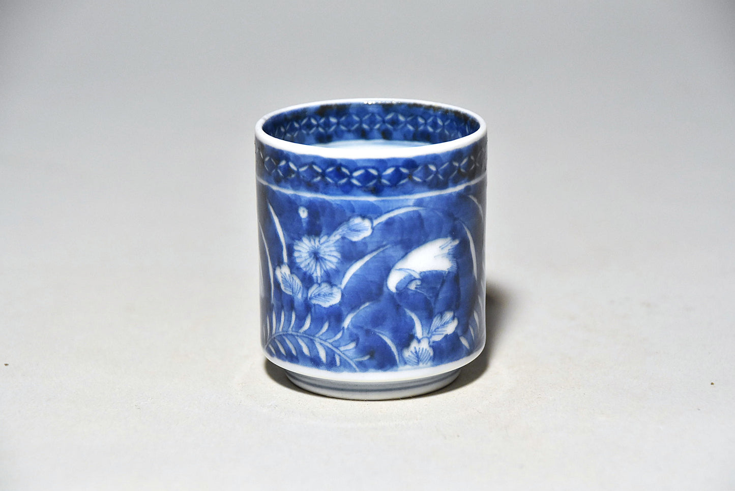 古伊万里鷺文筒猪口その３（江戸時代）