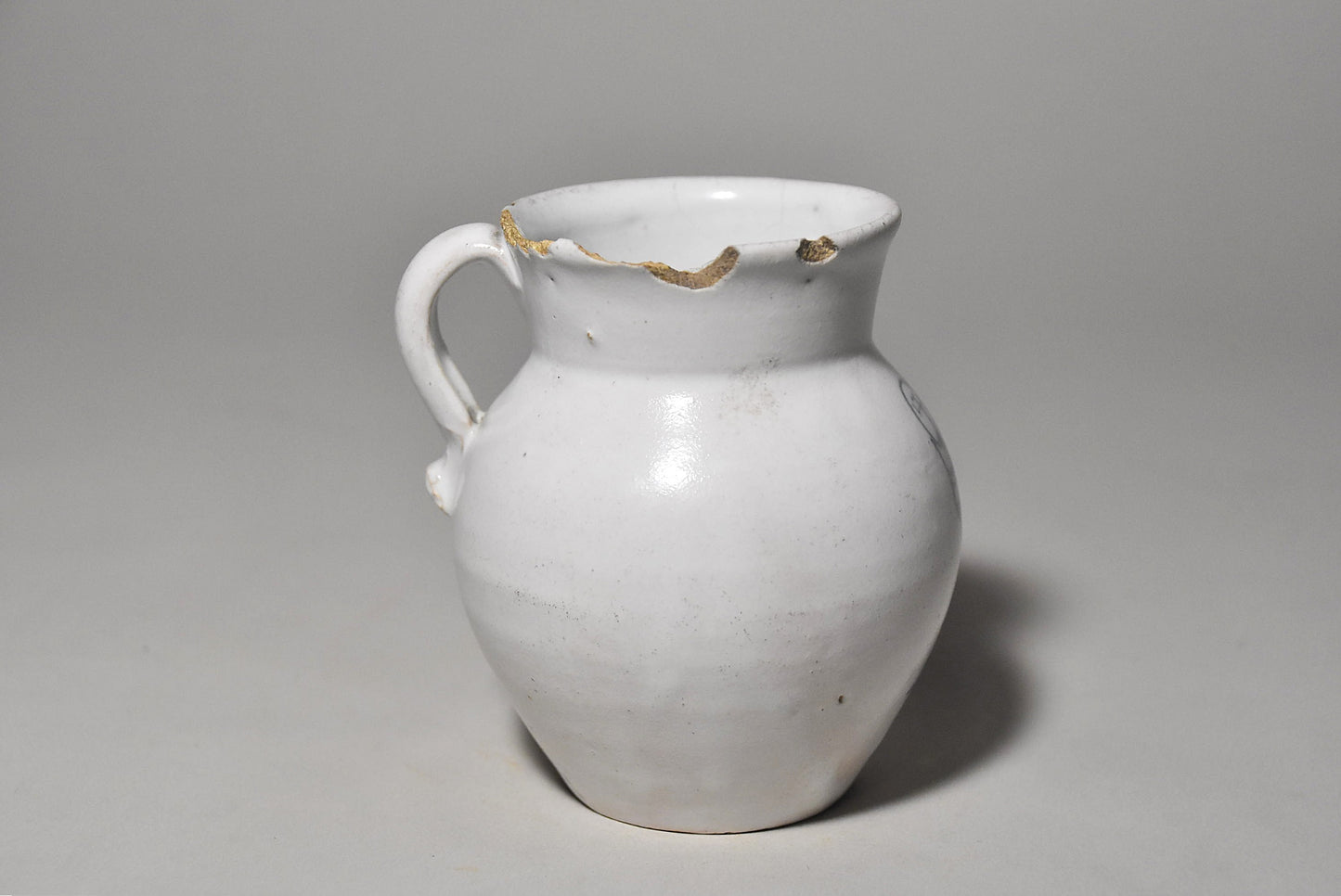 欧州軟陶手付小形ジャグ（１８世紀）