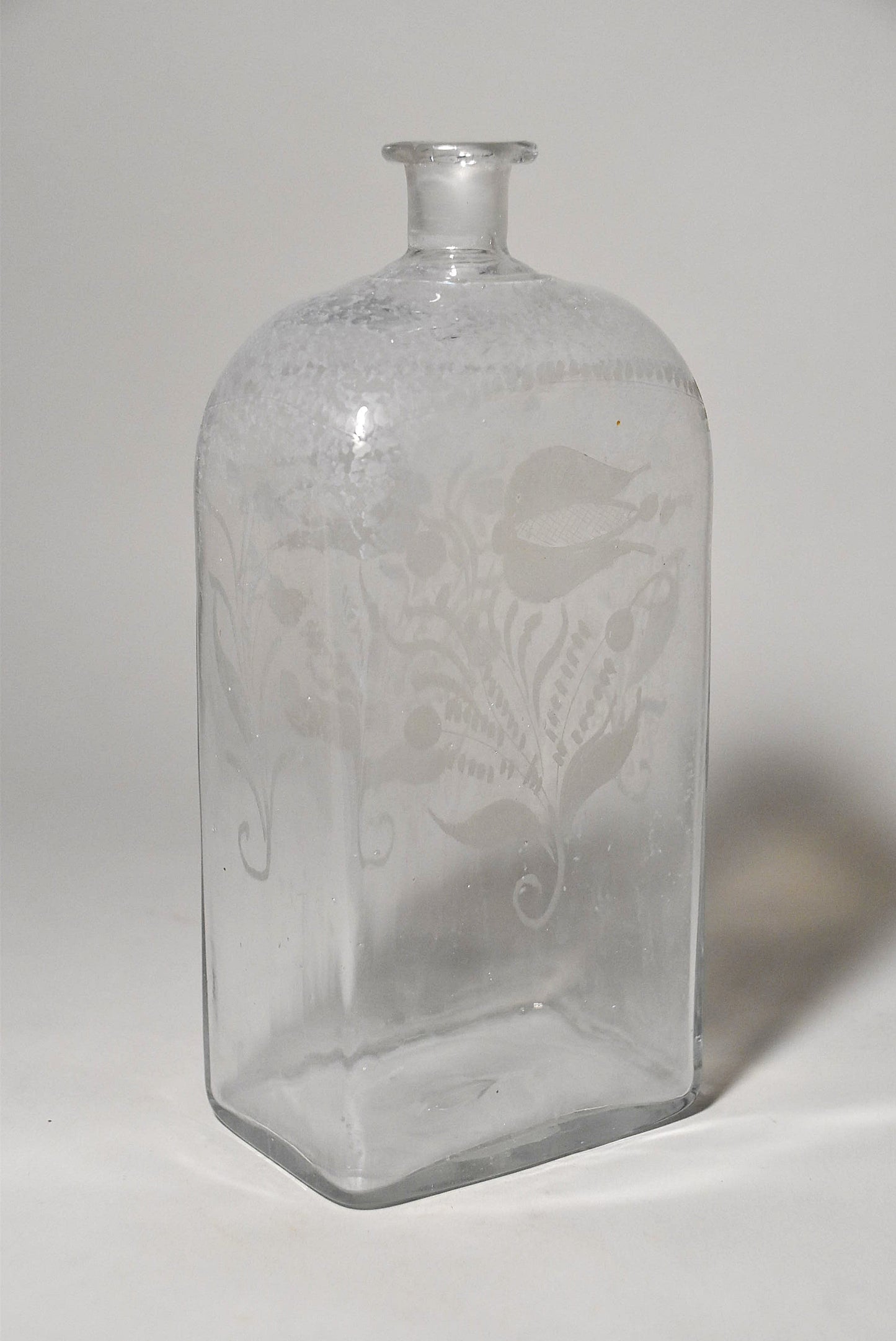 グラビール角瓶（欧州１８世紀）