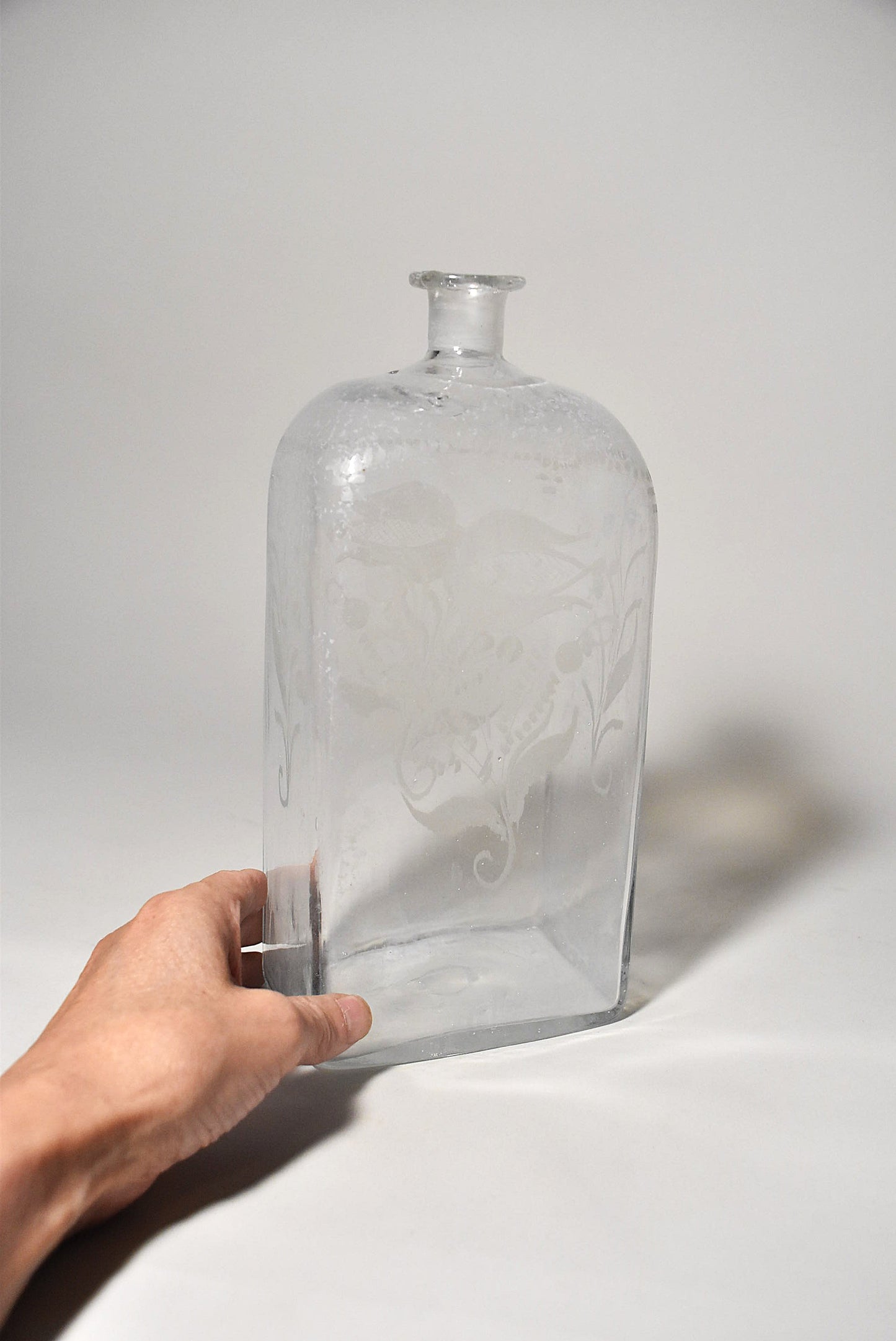 グラビール角瓶（欧州１８世紀）