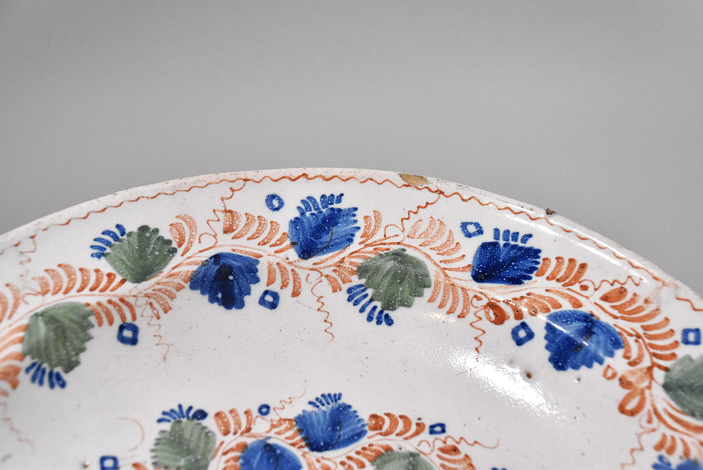 欧州色絵蔦文大皿（１８～１９世紀）