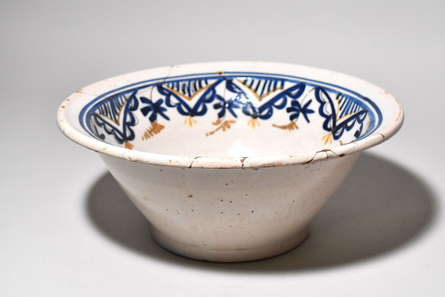 欧州色絵鳥文大鉢（１８～１９世紀）