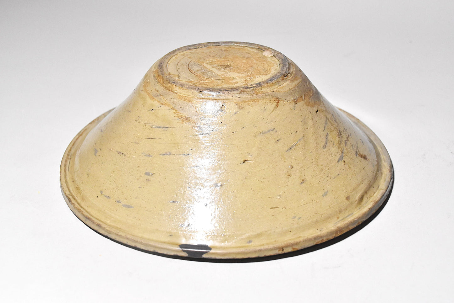 美濃笠原鉄絵草文鉢（江戸時代）