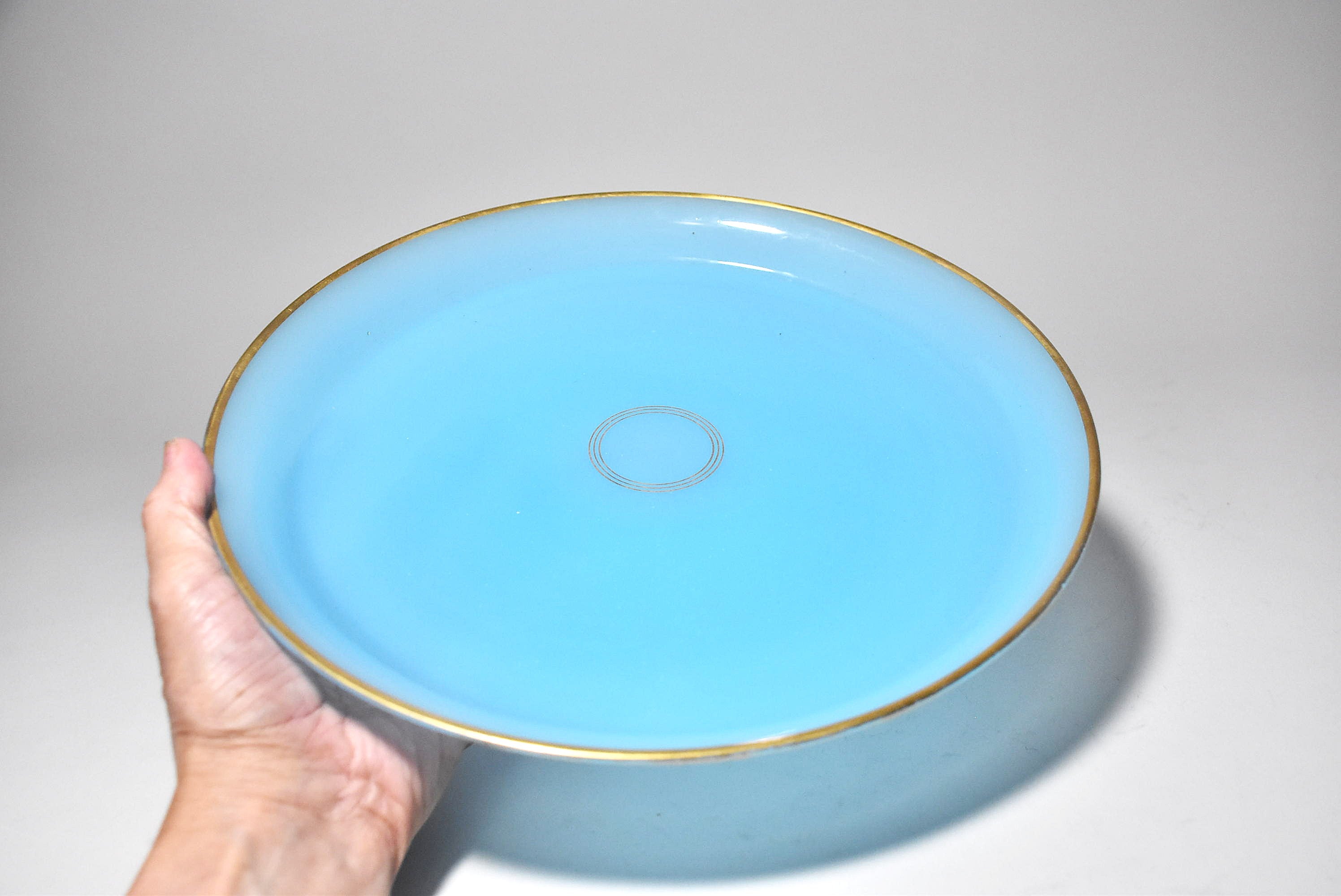 青と金の高脚ガラス皿 京都 ガラス製トレイ・豆皿 金彩ガラス皿 「市松ブルー」 丸形