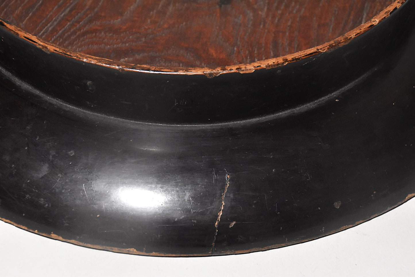 縁黒漆台盆（江戸時代）