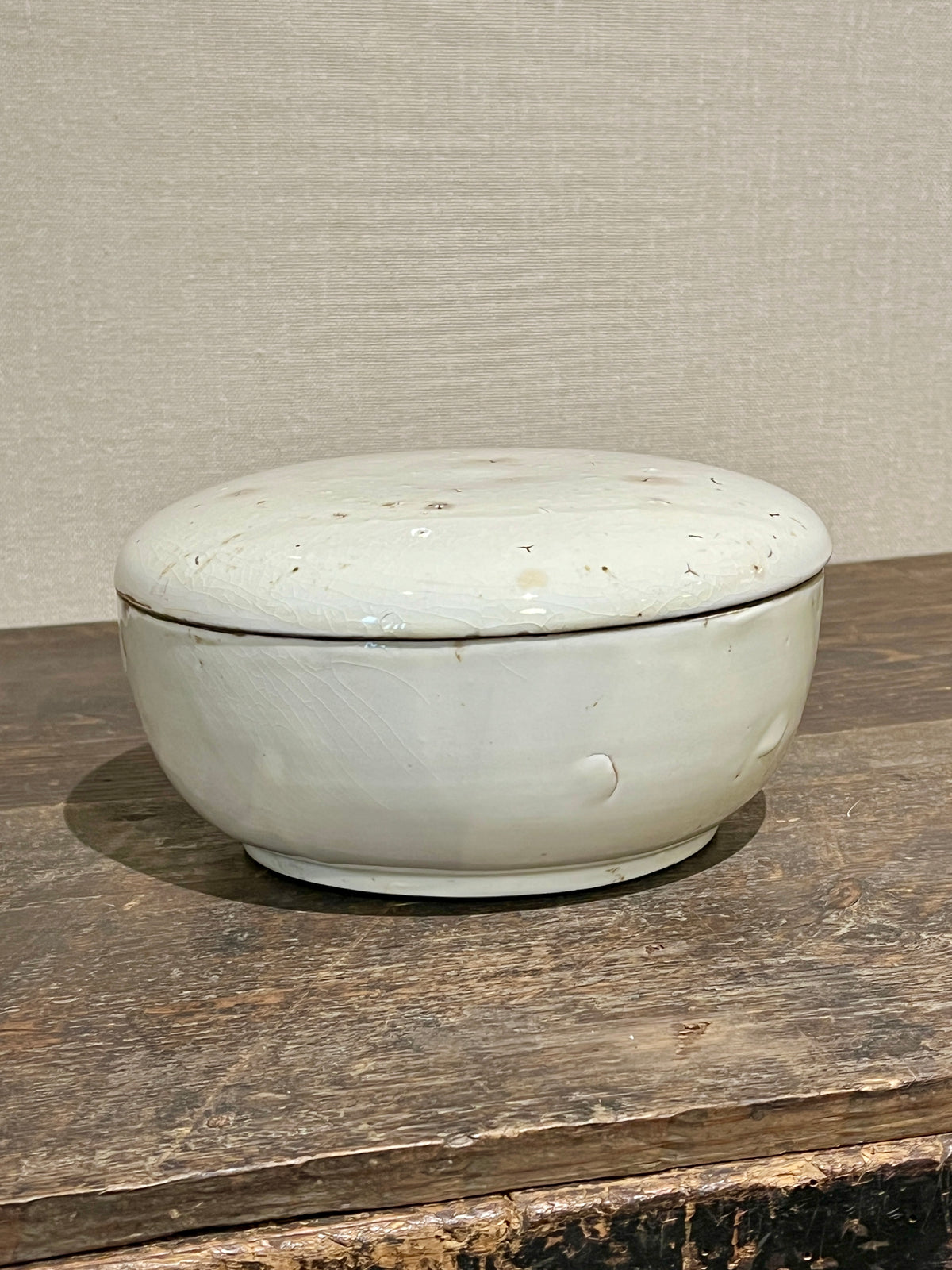 柔らかな白磁(その2：日本白磁蓋付大鉢)
