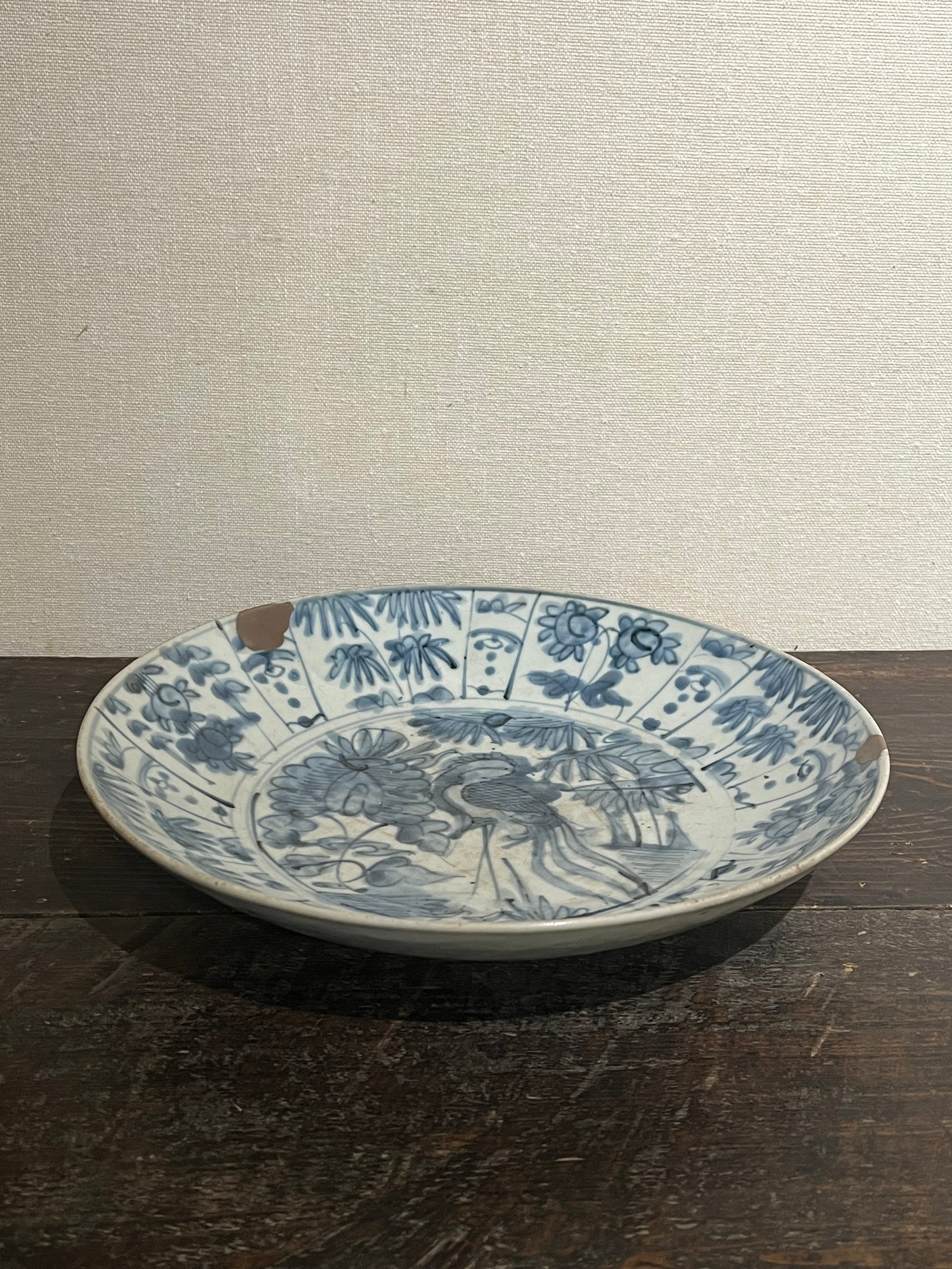 中国明時代末期染付(青花)大皿 中国明時代末期染付(青花)大皿