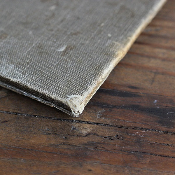 フランスで見つけた染み