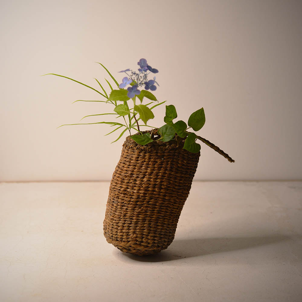 No.8092 李朝筒形藁籠　朝鮮王朝時代（19世紀）