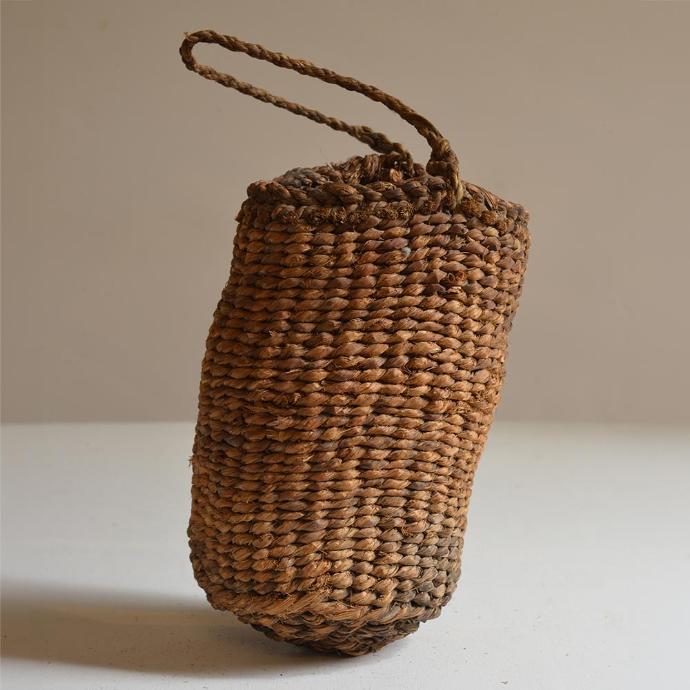 No.8092 李朝筒形藁籠　朝鮮王朝時代（19世紀）